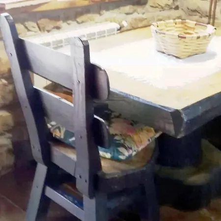 La Casa Rectoral De El Tozu בית נופש